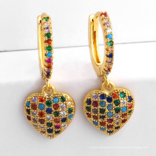 Orelha de liga criativa fivelas temperamento simples em forma de coração arco de cor micro-incrustados brincos de zircão joias Yiwu